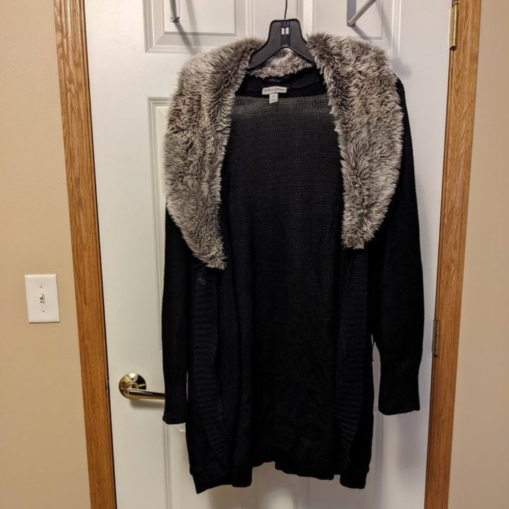 Fasion Bug Faux Fur Black Cardigan